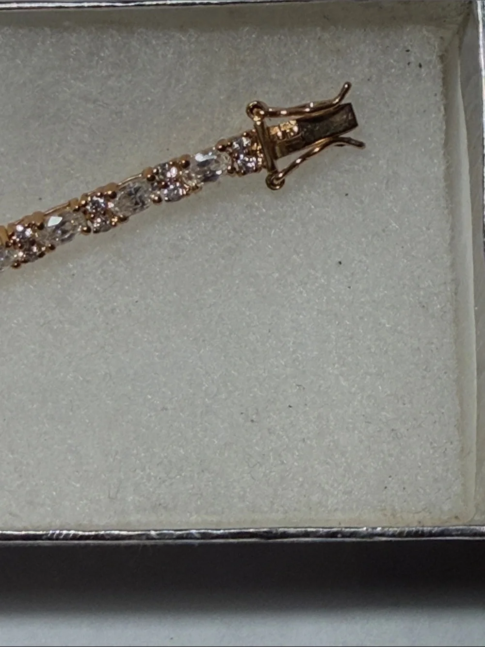 N/A delicate gold
